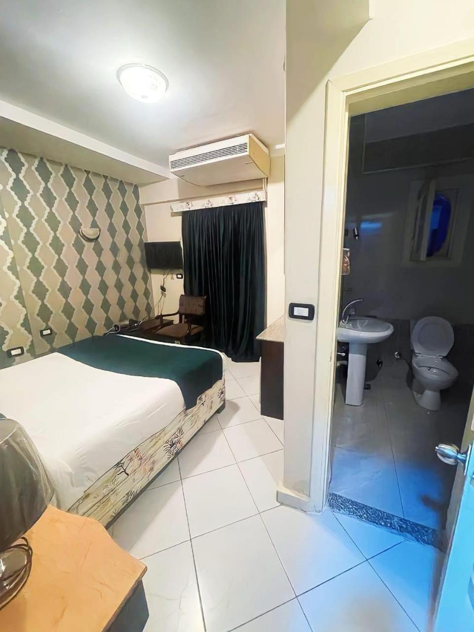Golden Sun Hotel - Хургада Экстерьер фото